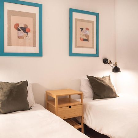 Spacious & Sunny Apt With Terrace In The City Center Barcelona Ngoại thất bức ảnh
