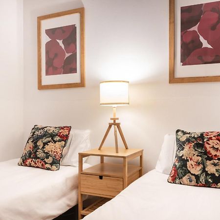 Spacious & Sunny Apt With Terrace In The City Center Barcelona Ngoại thất bức ảnh