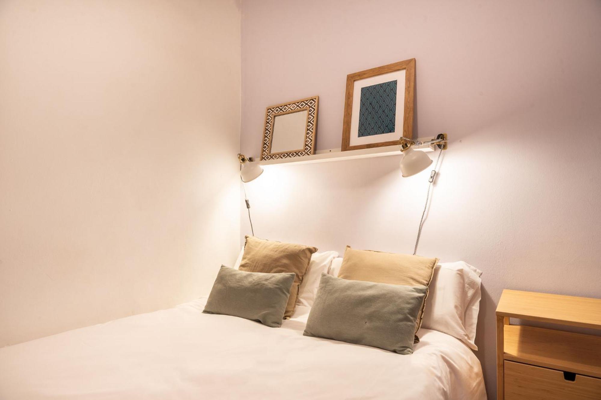 Spacious & Sunny Apt With Terrace In The City Center Barcelona Ngoại thất bức ảnh