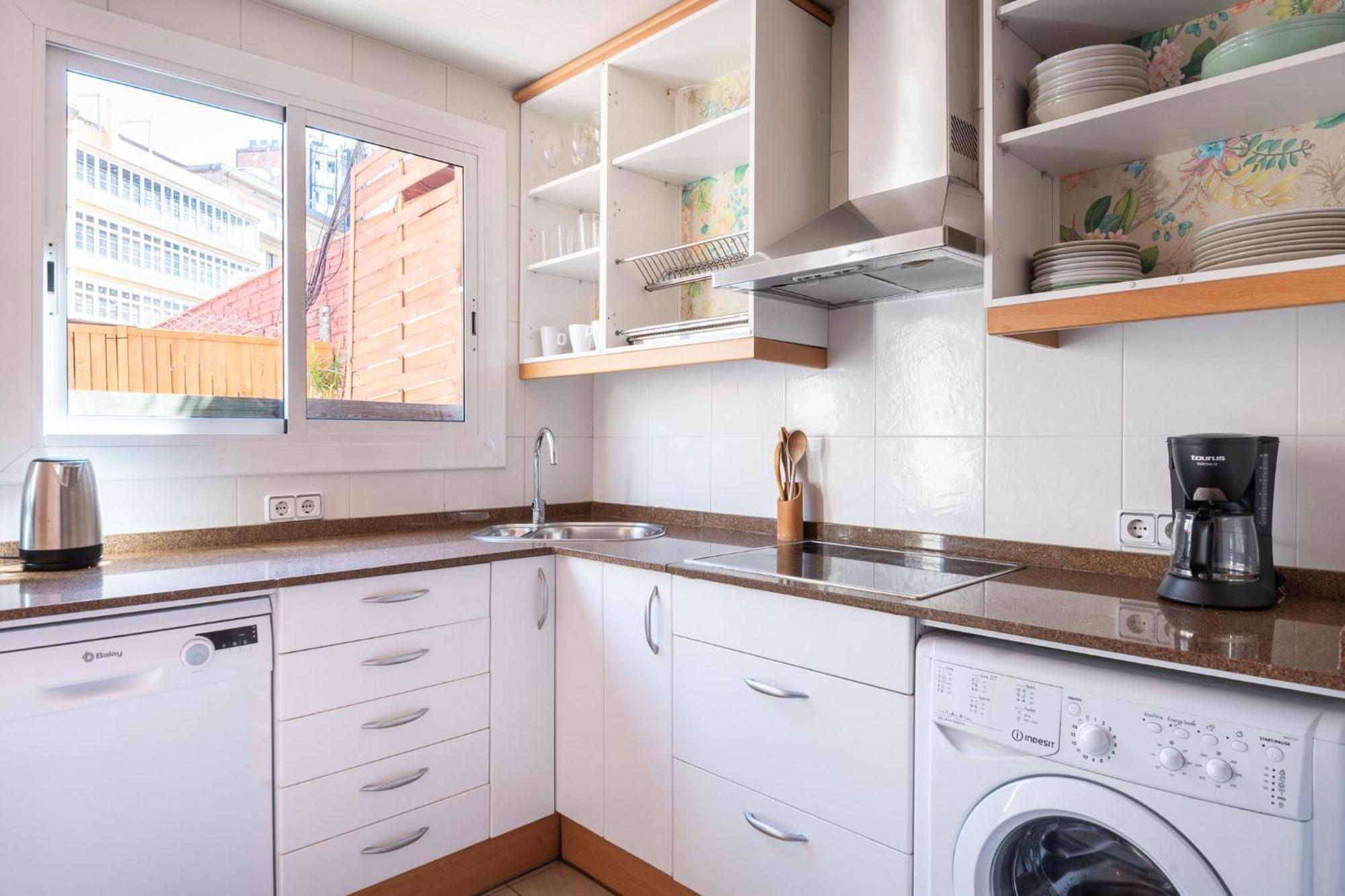 Spacious & Sunny Apt With Terrace In The City Center Barcelona Ngoại thất bức ảnh