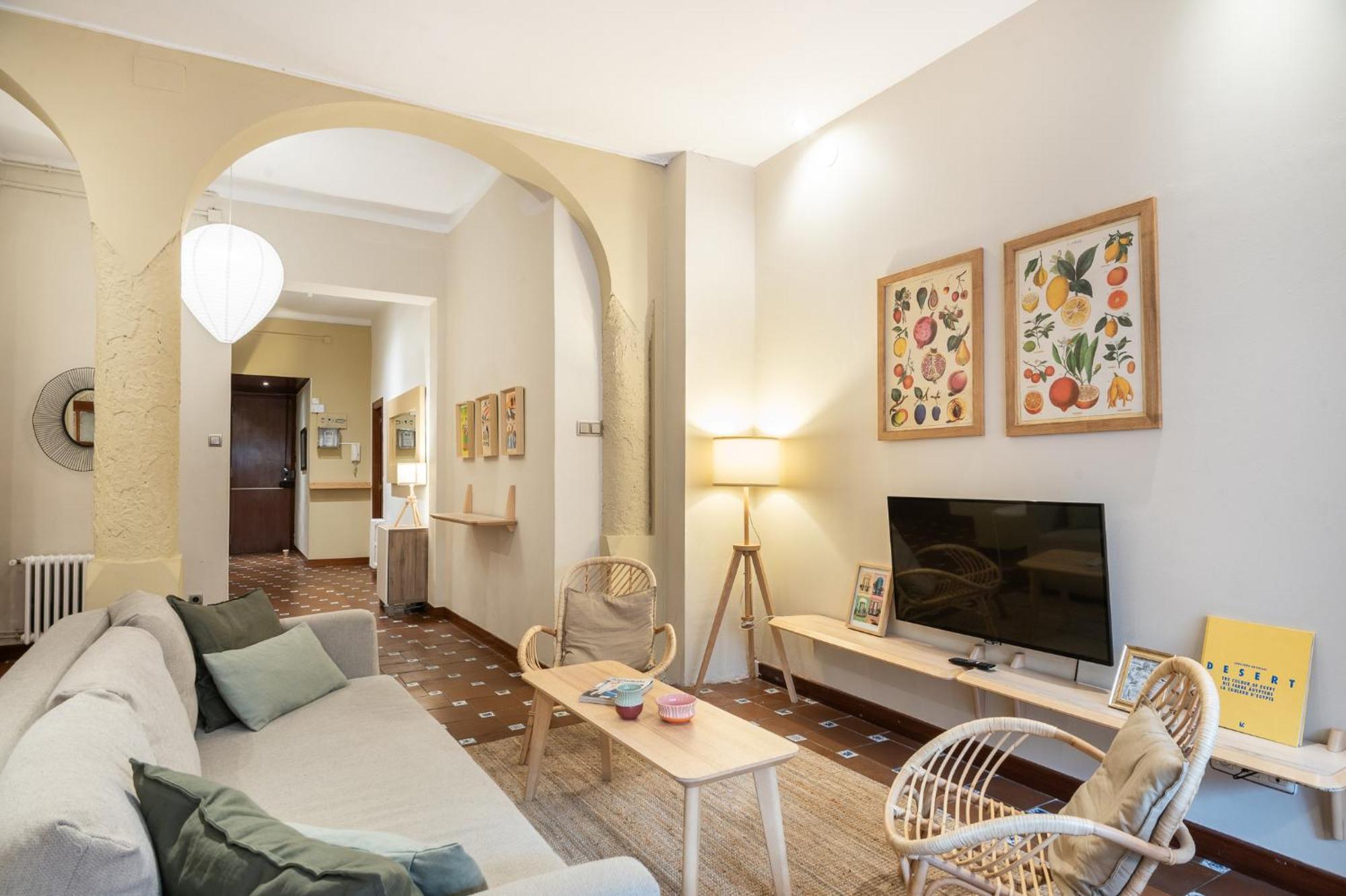 Spacious & Sunny Apt With Terrace In The City Center Barcelona Ngoại thất bức ảnh
