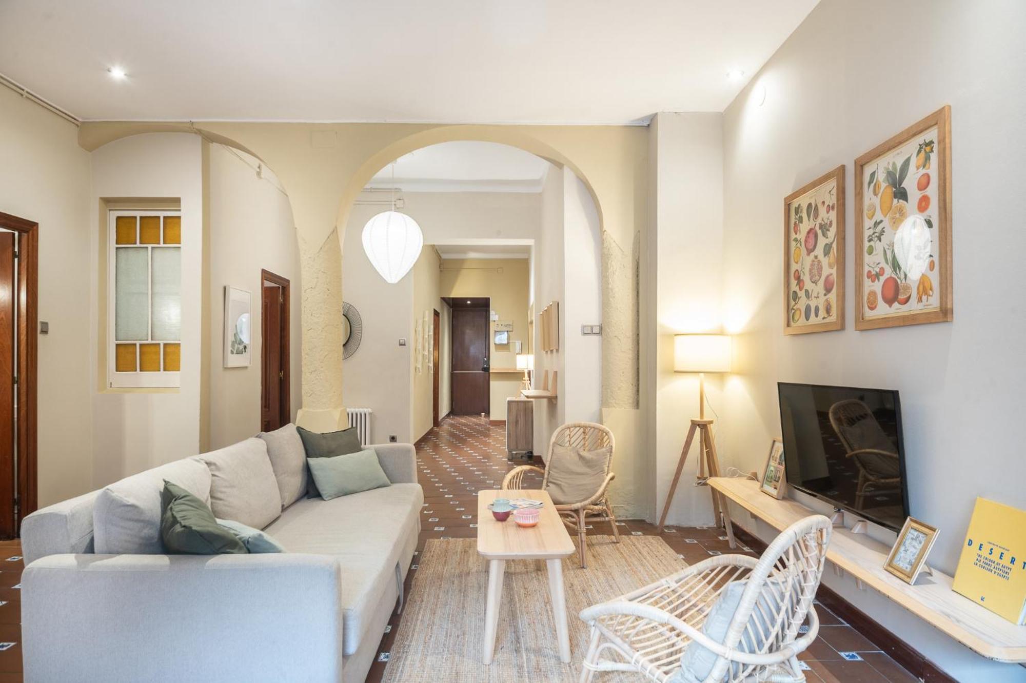 Spacious & Sunny Apt With Terrace In The City Center Barcelona Ngoại thất bức ảnh